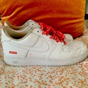 Supreme X Nike collab size 13 - good condition